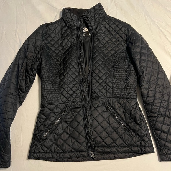North face quilted black Luna jacket - Picture 3 of 7